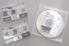 カセットテープやCDの音声資料の写真