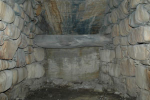 野村八幡古墳の石室